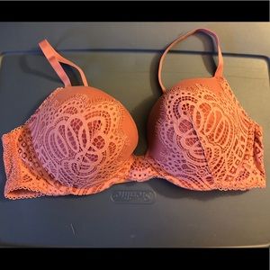 Victoria’s Secret Dream Angels PushUp Bra NWOT 38C